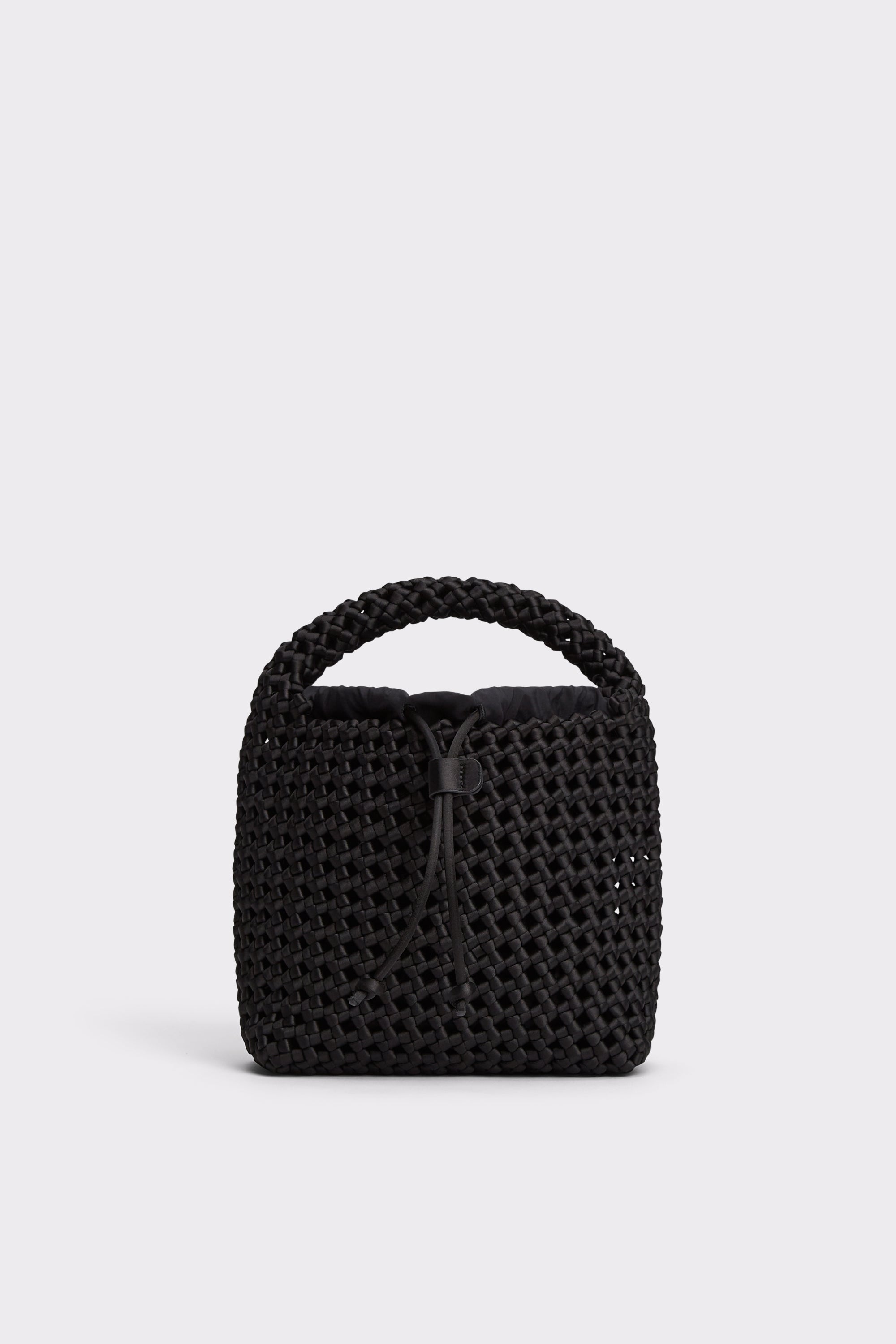 Marrea Basket Open Weave Di Nero Satin