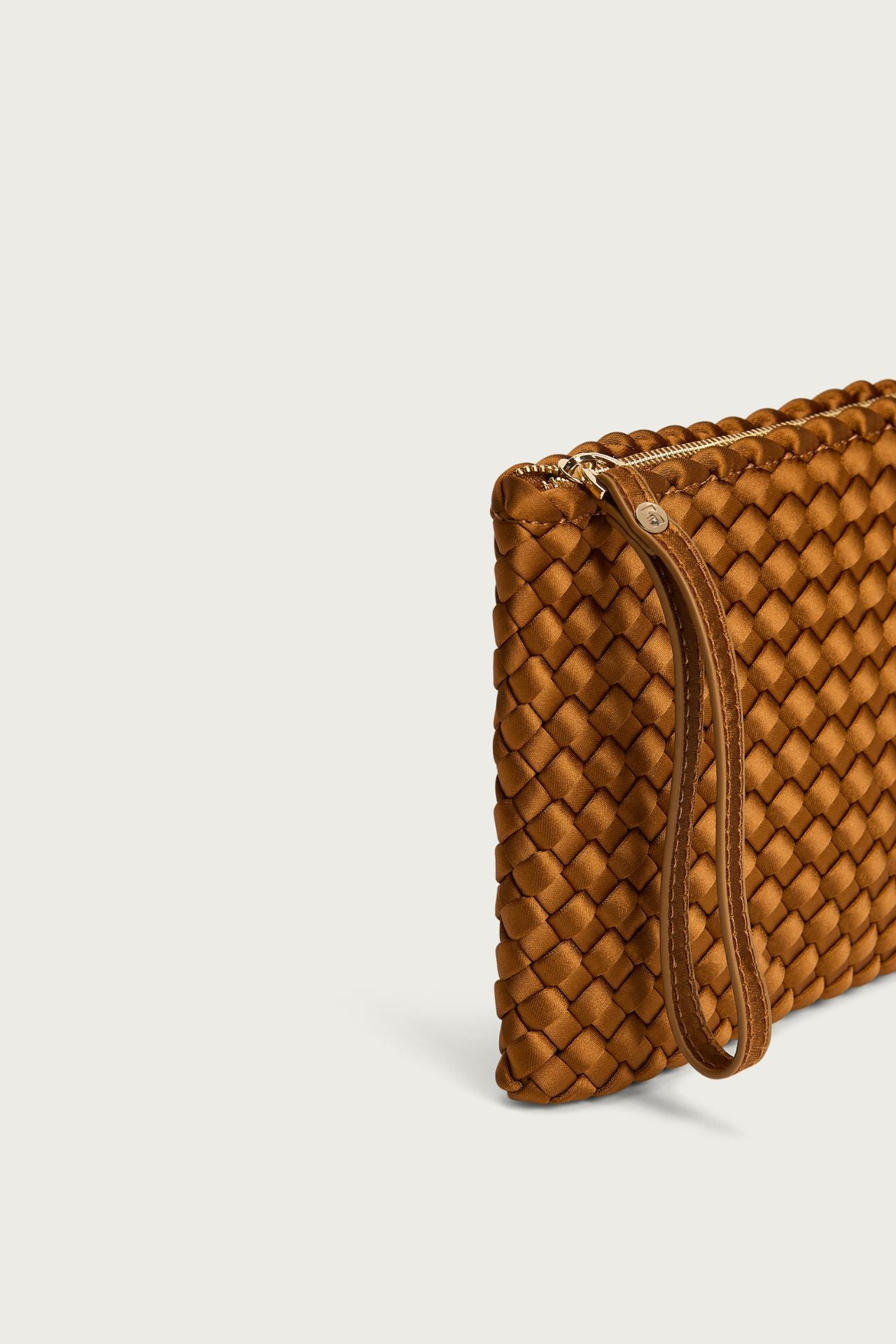 Marrea Clutch Affogato Satin