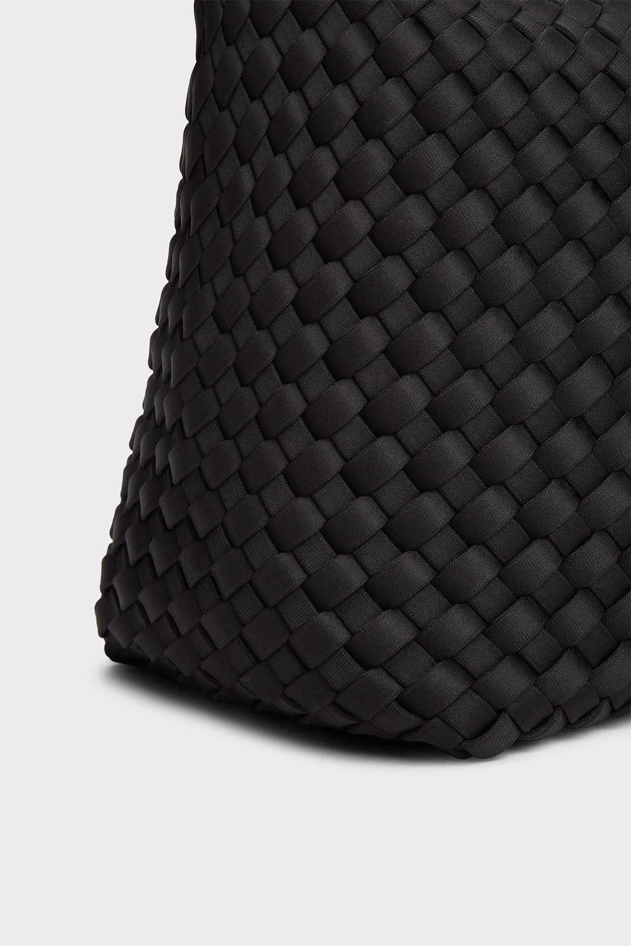 Marrea Bucket Di Nero