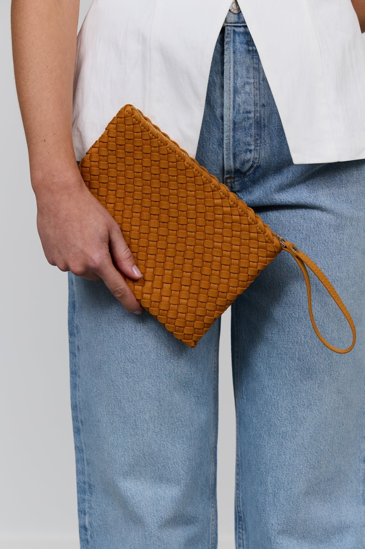 Marrea Clutch Golden Orange