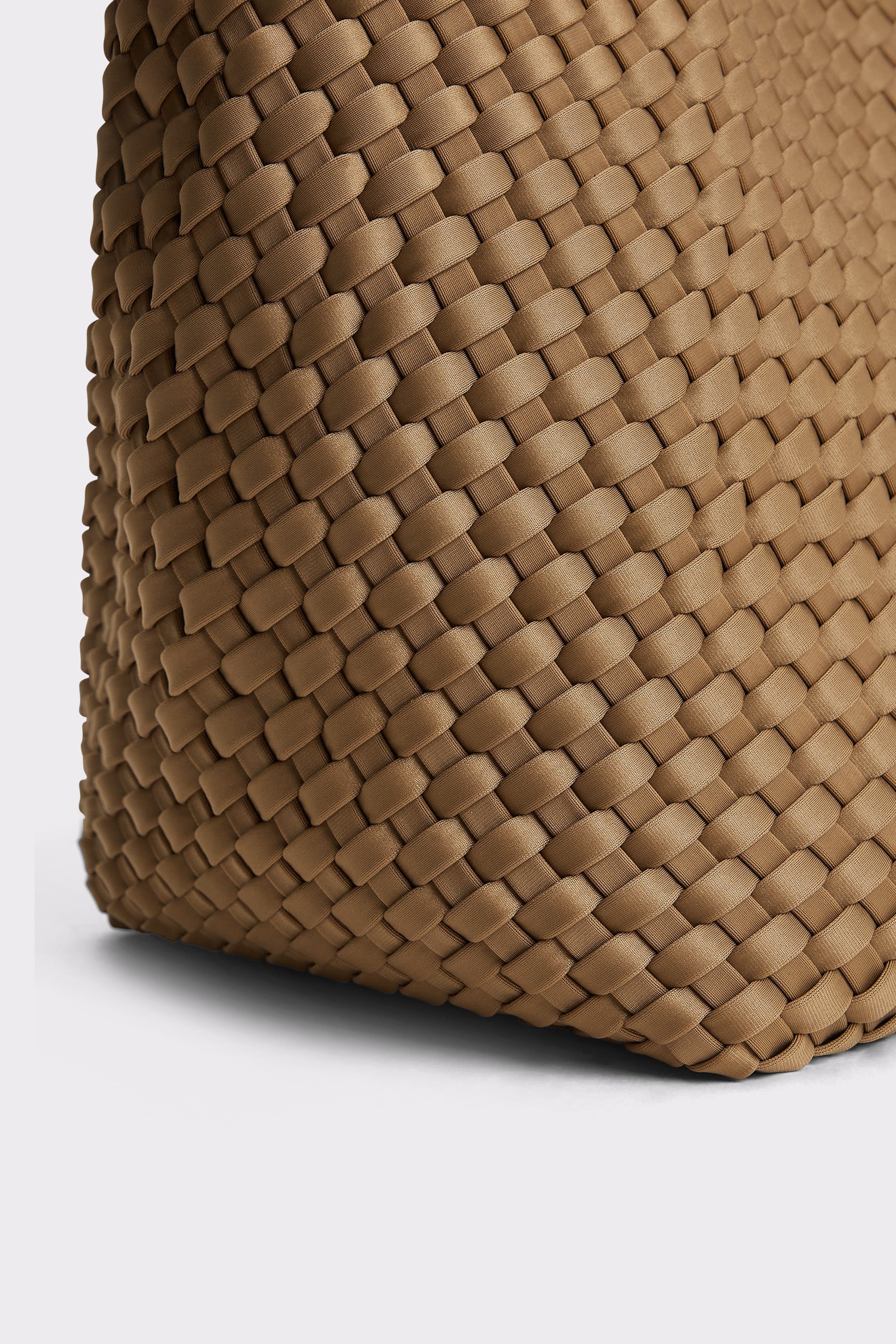 Marrea Medium Retro Sand