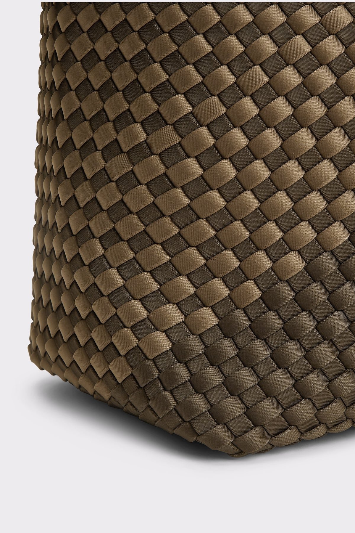 Marrea Large Bucket Espresso x Coco Coastal Check