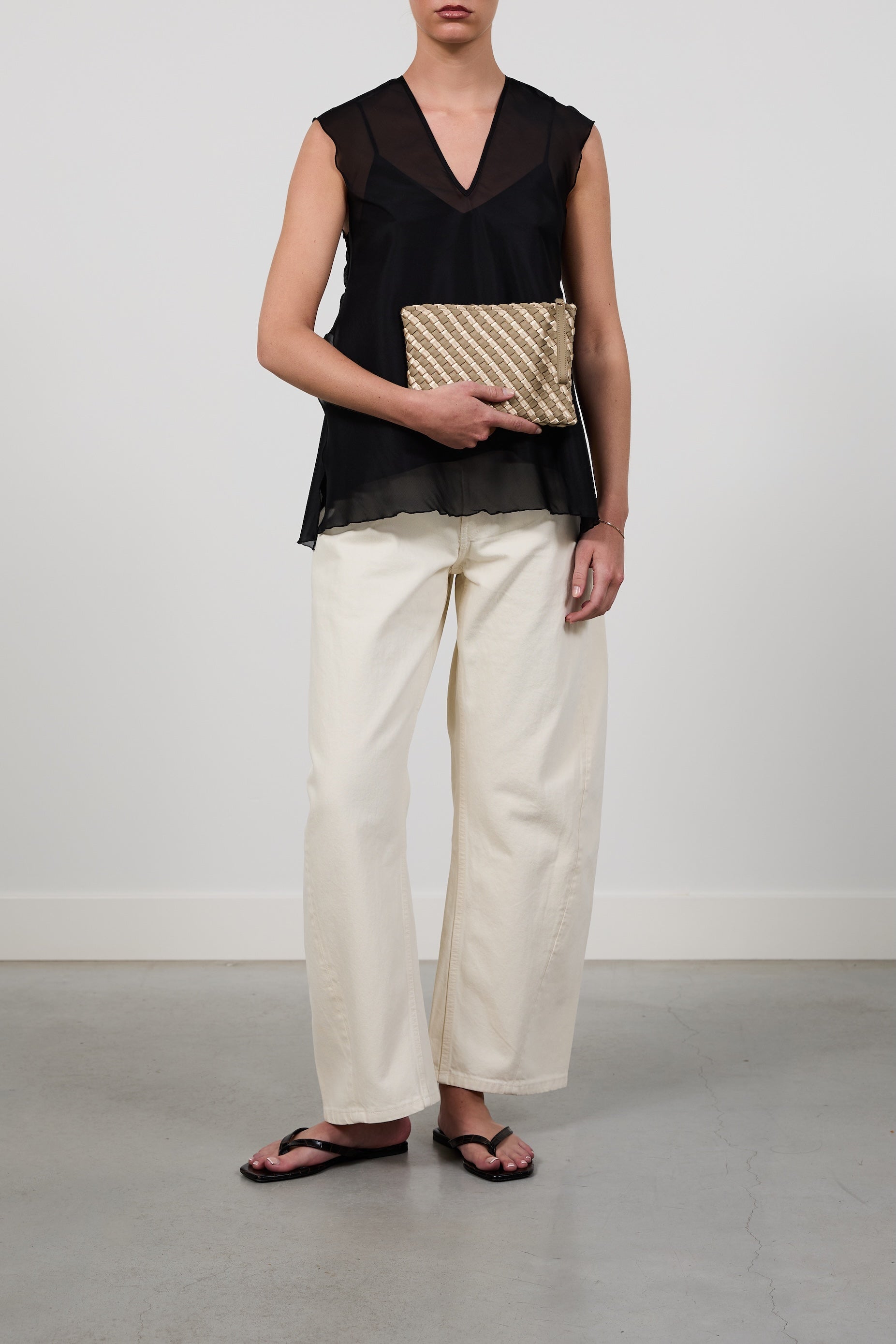 Marrea Clutch Oysters & Champagne