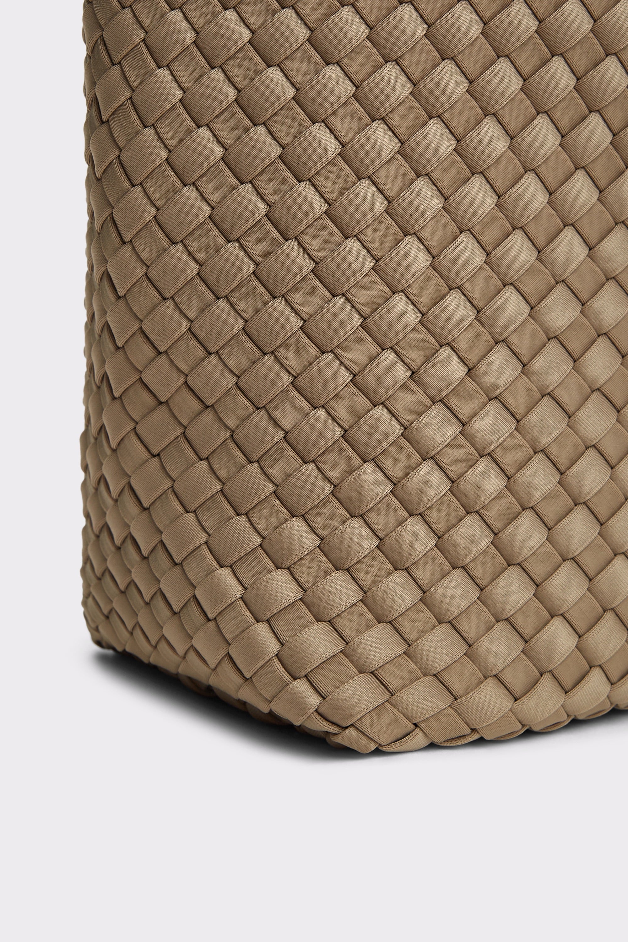 Marrea Bucket Taupe Secret